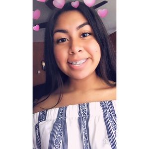 Meet your Posher, Andrea